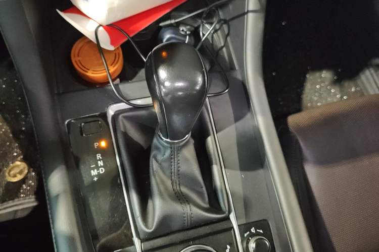 Used Mazda 3 Axela 2020 1.5L Automatic Luxury Version Gear Lever