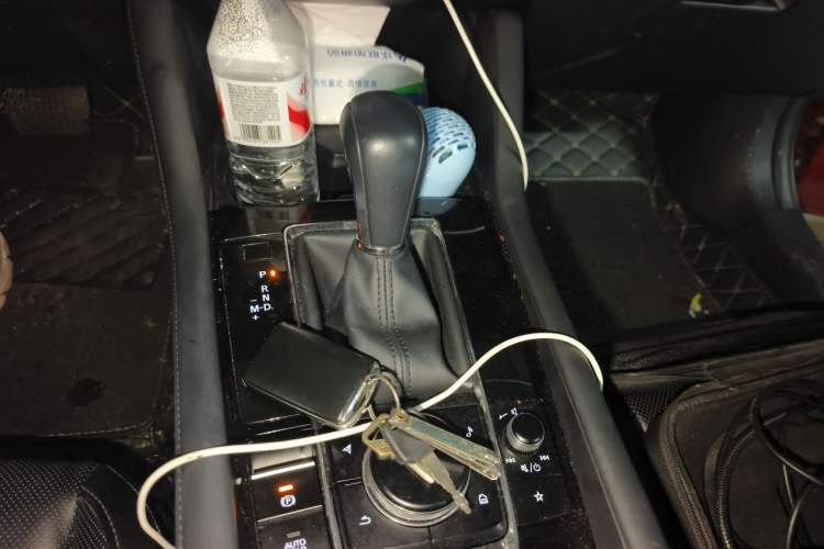 Used Mazda 3 Axela 2020 2.0L Automatic ZhiXuan Edition Gear Lever