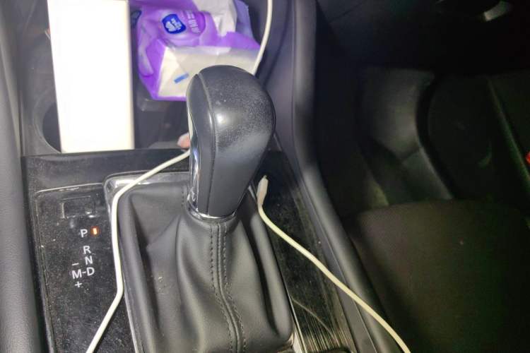 Used Mazda 3 Axela 2020 2.0L Automatic Zhiya Edition Gear Lever