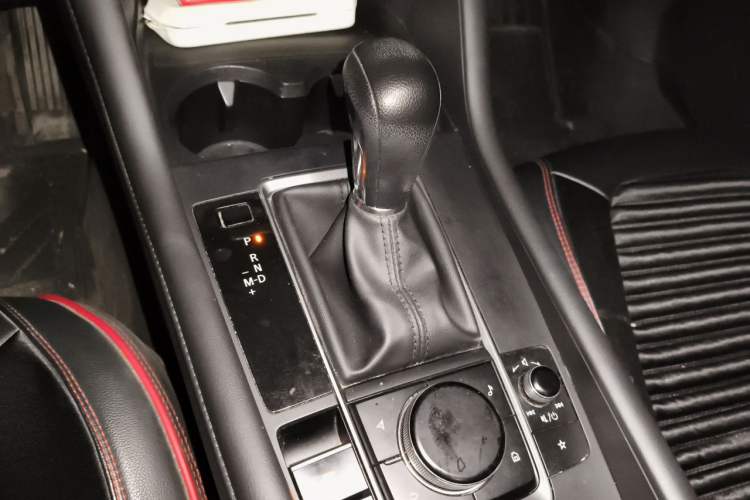 Used Mazda 3 Axela 2020 1.5L Automatic ZhiMei Edition Gear Lever