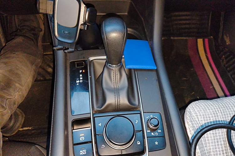 Used Mazda 3 Axela 2020 1.5L Automatic Zhiyue Sunroof Version Gear Lever