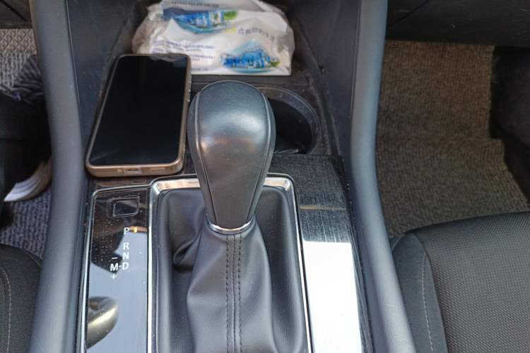 Used Mazda 3 Axela 2020 2.0L Automatic ZhiXuan Edition Gear Lever