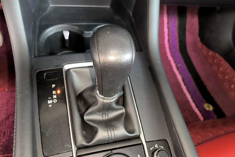 Used Mazda 3 Axela 2020 1.5L Automatic Zhiyue Sunroof Version Gear Lever