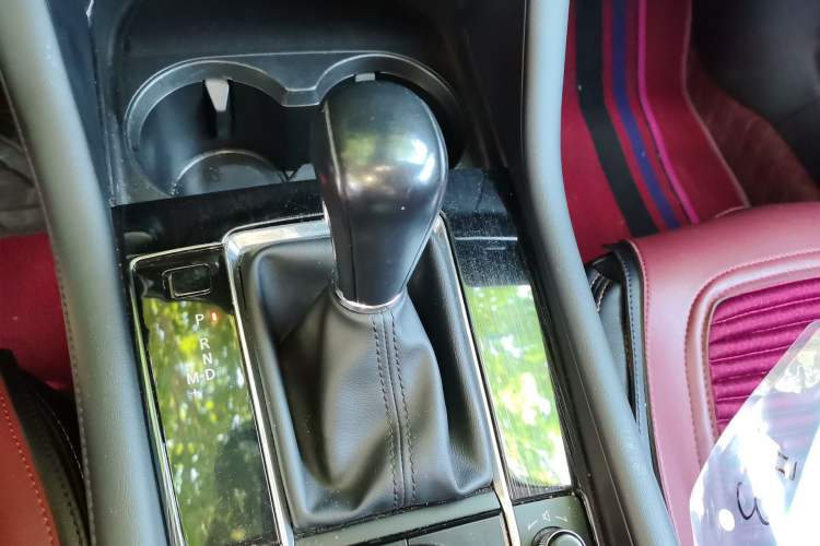 Used Mazda 3 Axela 2020 2.0L Automatic ZhiXuan Edition Gear Lever