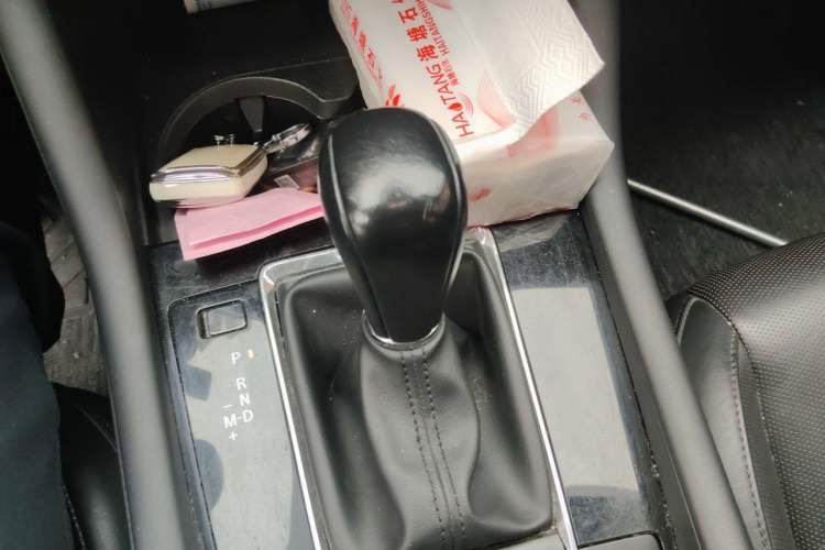 Used Mazda 3 Axela 2020 2.0L Automatic Zhiya Edition Gear Lever