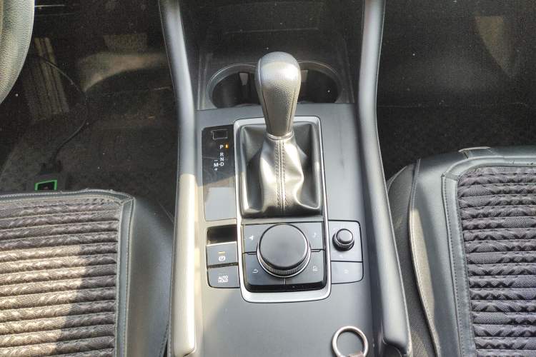 Used Mazda 3 Axela 2020 1.5L Automatic ZhiMei Edition Gear Lever