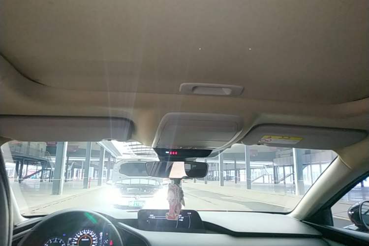 Used Mazda 3 Axela 2020 2.0L Automatic Zhiya Edition Headliner