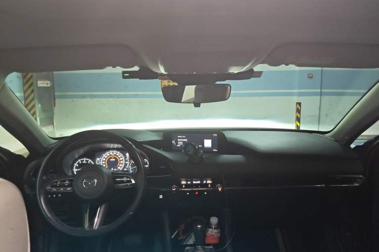 Used Mazda 3 Axela 2020 2.0L Automatic Zhiya Edition Headliner