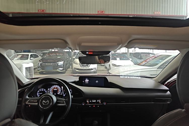 Used Mazda 3 Axela 2020 1.5L Automatic Luxury Version Headliner