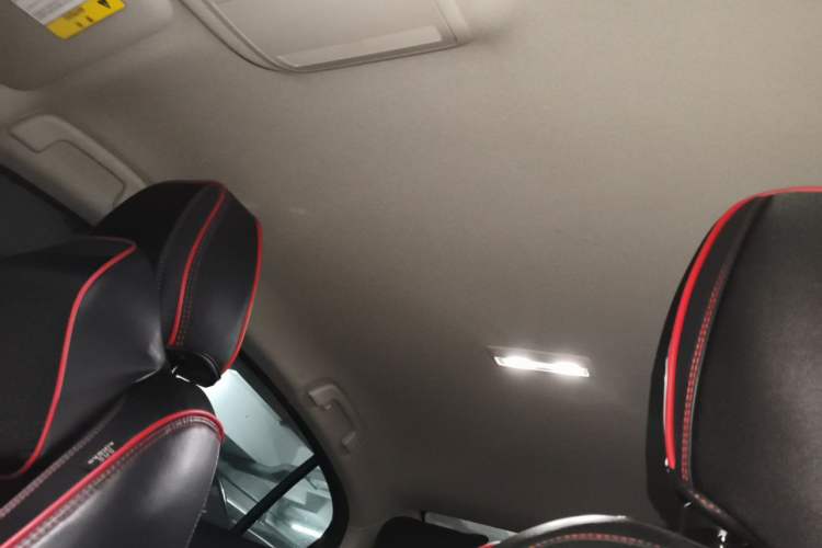 Used Mazda 3 Axela 2020 1.5L Automatic ZhiMei Edition Headliner
