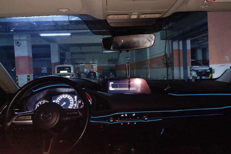 Used Mazda 3 Axela 2020 2.0L Automatic Zhiya Edition Headliner
