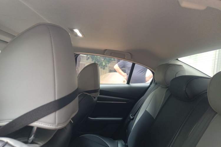 Used Mazda 3 Axela 2020 2.0L Automatic ZhiXuan Edition Headliner