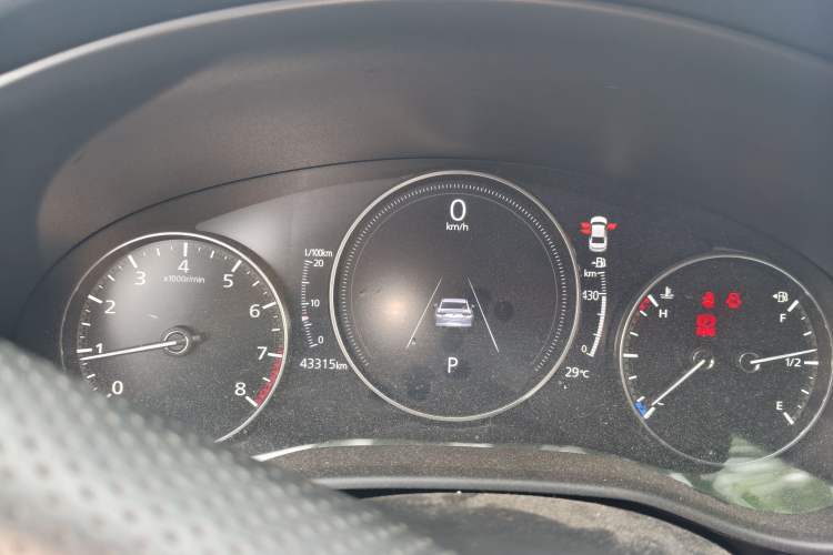 Used Mazda 3 Axela 2020 1.5L Automatic ZhiMei Edition Instrument Cluster