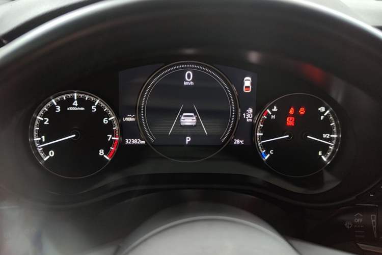 Used Mazda 3 Axela 2020 1.5L Automatic Luxury Version Instrument Cluster