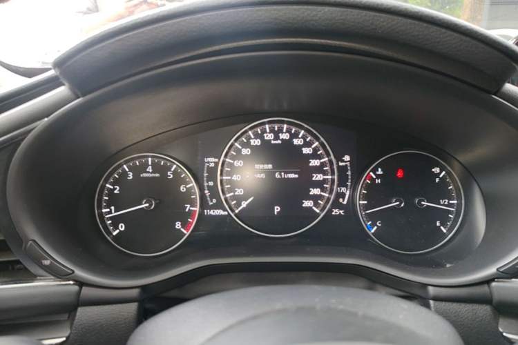 Used Mazda 3 Axela 2020 2.0L Automatic Zhiya Edition Instrument Cluster