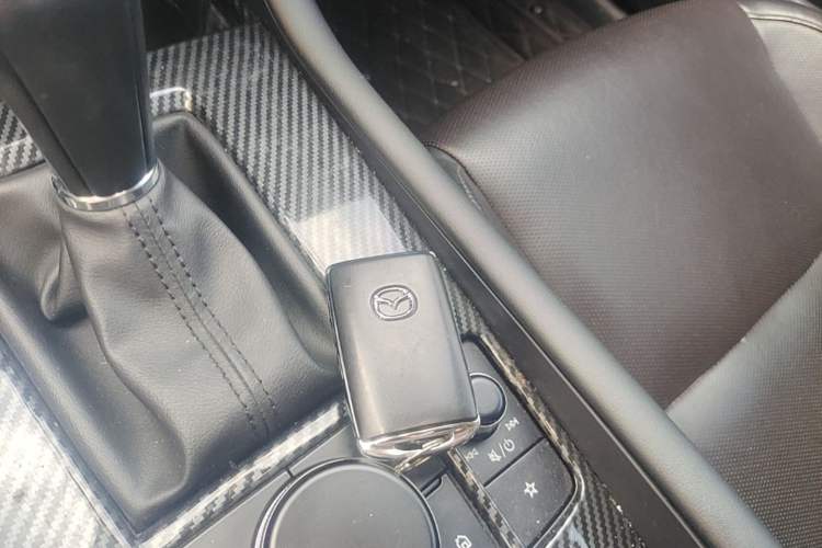 Used Mazda 3 Axela 2020 2.0L Automatic Zhiya Edition Interior 1