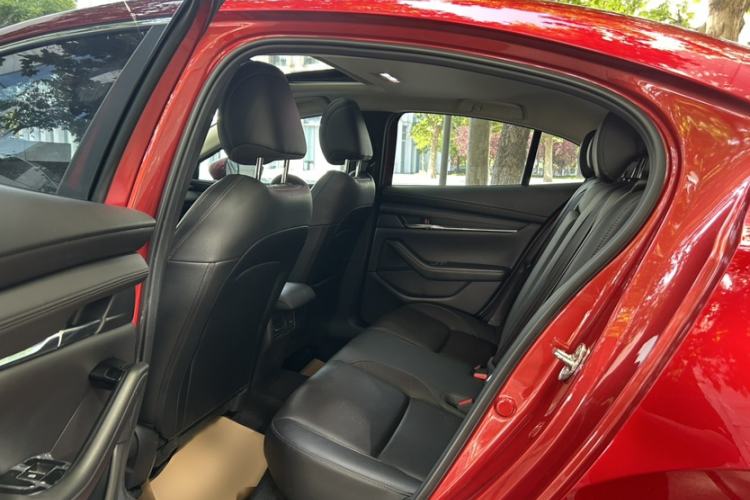 Used Mazda 3 Axela 2020 2.0L Automatic Zhiya Edition Interior 10