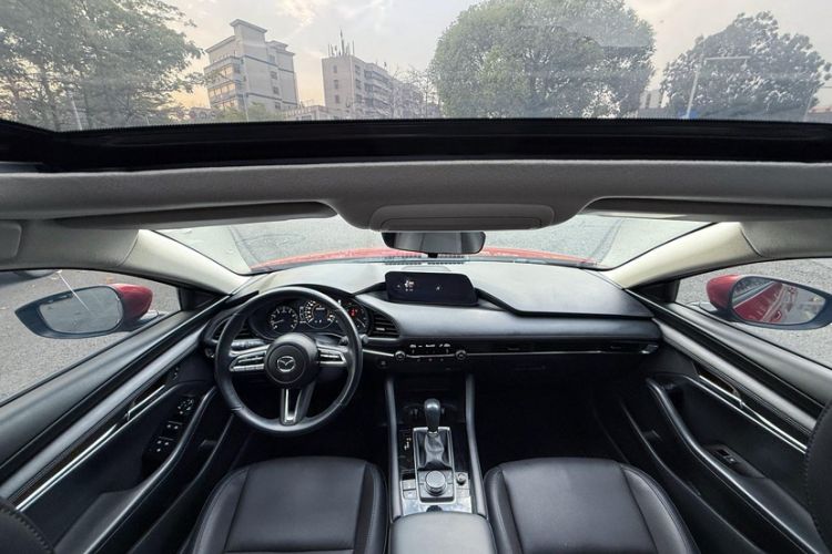 Used Mazda 3 Axela 2020 2.0L Automatic Zhiya Edition Interior 2
