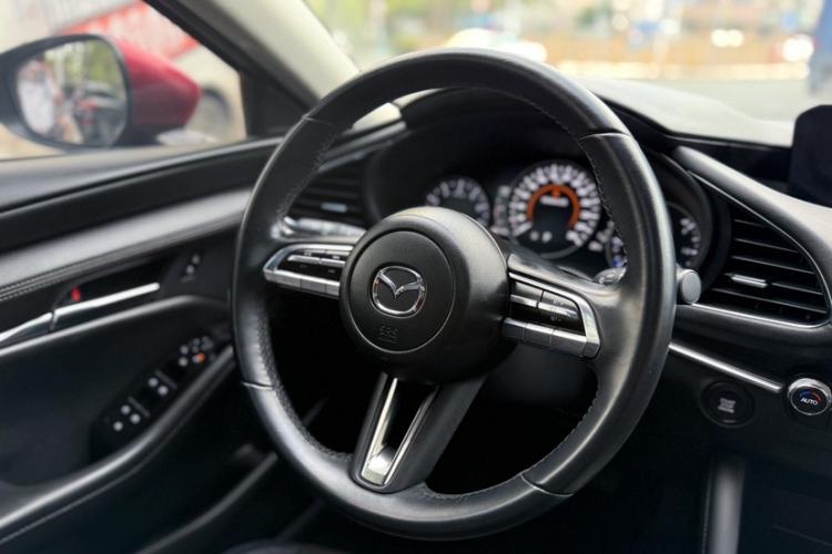 Used Mazda 3 Axela 2020 2.0L Automatic Zhiya Edition Interior 3