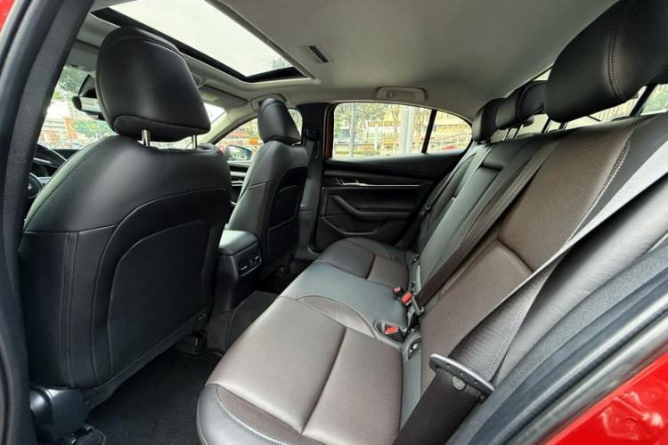 Used Mazda 3 Axela 2020 2.0L Automatic Zhiya Edition Interior 6