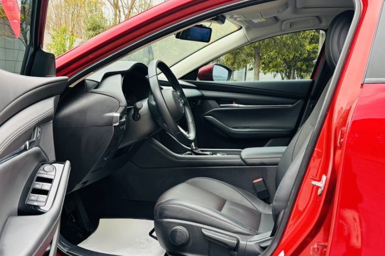 Used Mazda 3 Axela 2020 2.0L Automatic Zhiya Edition Interior 8