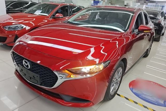 Used Mazda 3 Axela 2020 1.5L Automatic Luxury Version