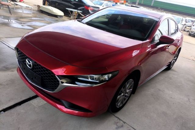 Ojetý Mazda 3 Axela 2020 1.5L Automatic Zhiyue Sunroof Version
