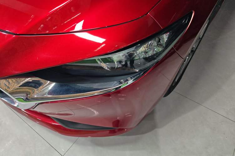 Used Mazda 3 Axela 2020 1.5L Automatic ZhiMei Edition Left Front Headlight