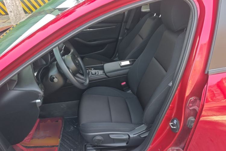 Used Mazda 3 Axela 2020 1.5L Automatic ZhiMei Edition Left Front Seat