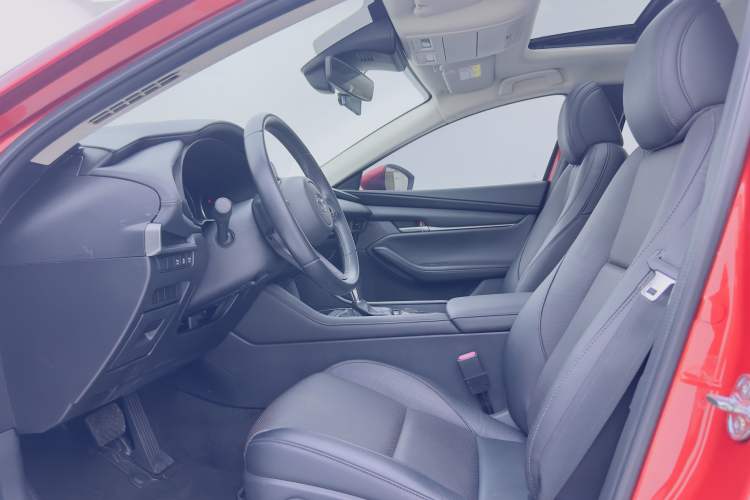 Used Mazda 3 Axela 2020 1.5L Automatic Luxury Version Left Front Seat