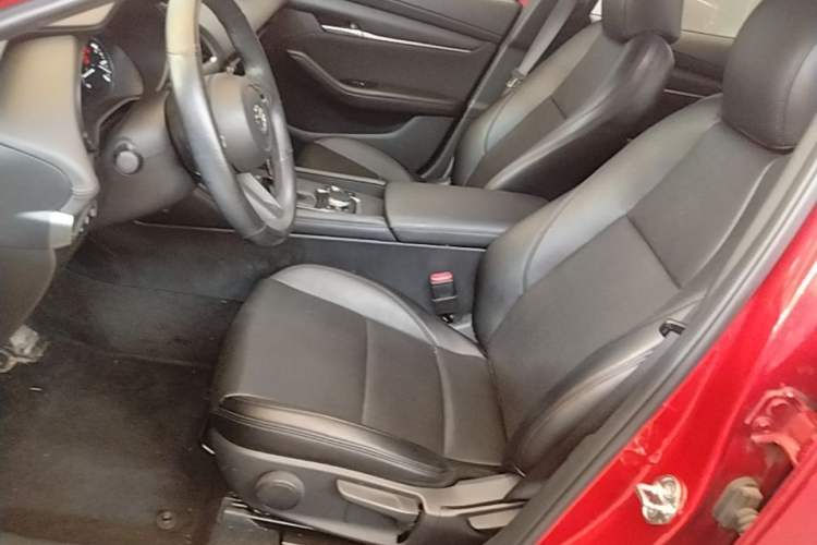 Used Mazda 3 Axela 2020 1.5L Automatic ZhiMei Edition Left Front Seat
