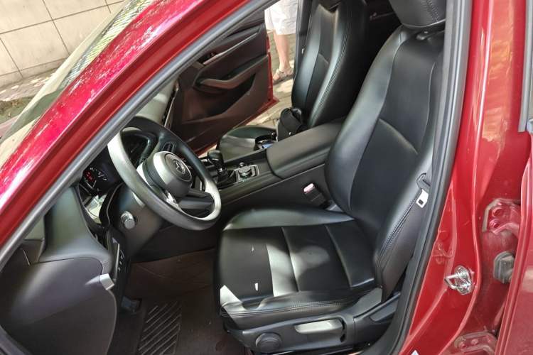 Used Mazda 3 Axela 2020 1.5L Automatic ZhiMei Edition Left Front Seat