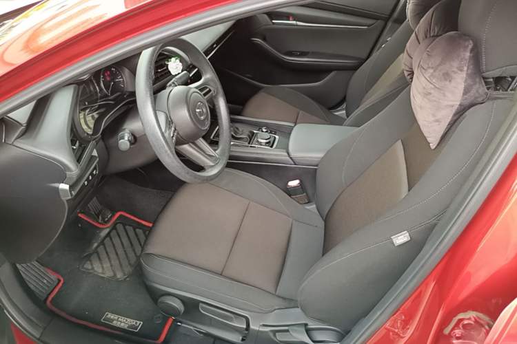Used Mazda 3 Axela 2020 1.5L Automatic ZhiMei Edition Left Front Seat
