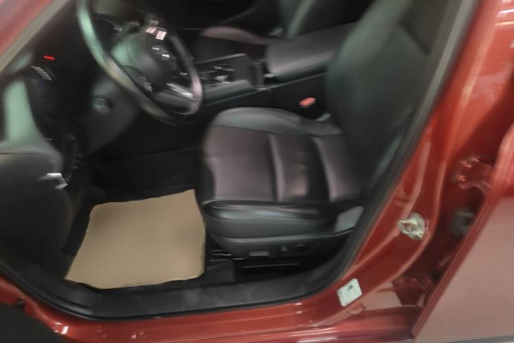 Used Mazda 3 Axela 2020 2.0L Automatic Luxury Version Left Front Seat