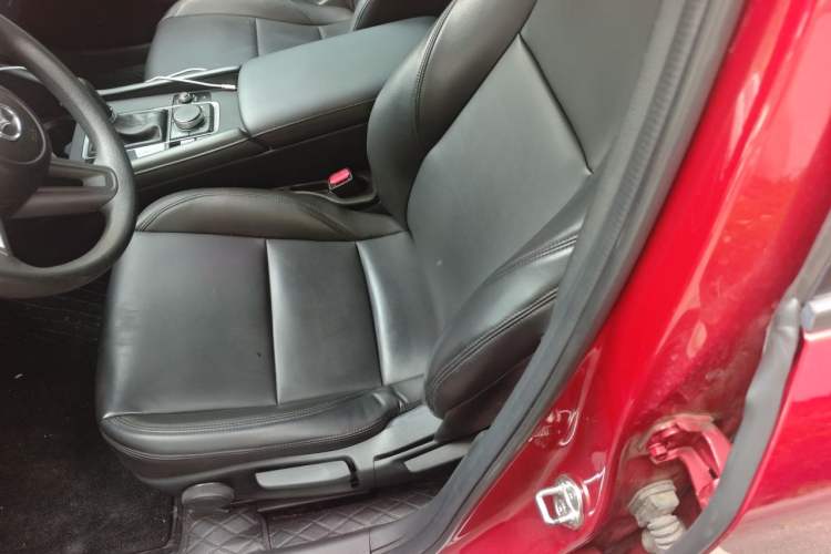 Used Mazda 3 Axela 2020 1.5L Automatic ZhiMei Edition Left Front Seat