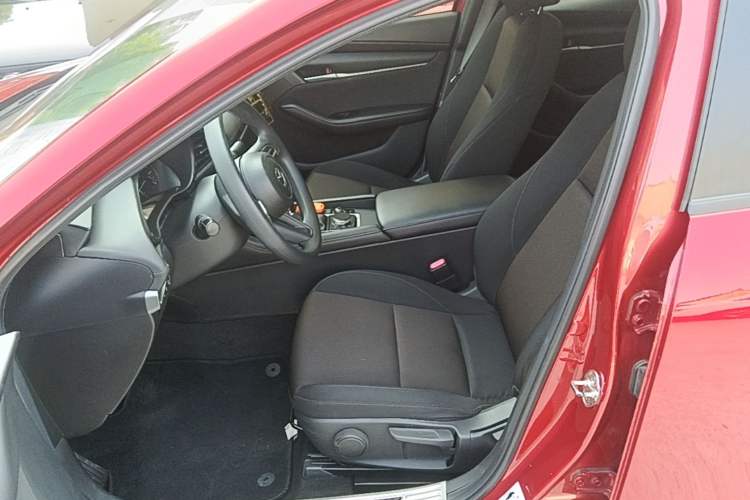 Used Mazda 3 Axela 2020 1.5L Automatic Zhiyue Sunroof Version Left Front Seat