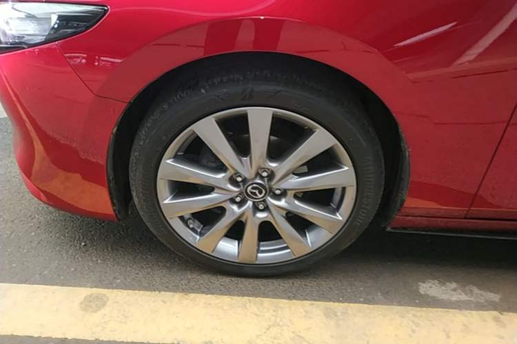 Used Mazda 3 Axela 2020 2.0L Automatic Zhiya Edition Left Front Wheel Hub