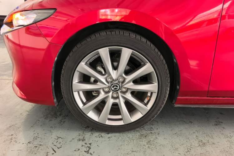 Used Mazda 3 Axela 2020 2.0L Automatic Zhiya Edition Left Front Wheel Hub