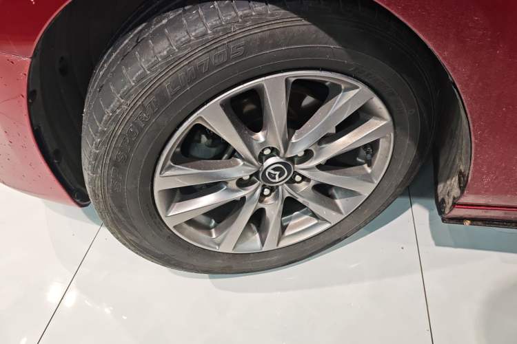 Used Mazda 3 Axela 2020 1.5L Automatic Luxury Version Left Front Wheel Hub