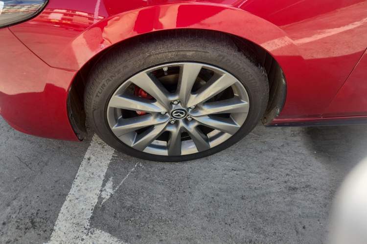 Used Mazda 3 Axela 2020 2.0L Automatic Zhiya Edition Left Front Wheel Hub