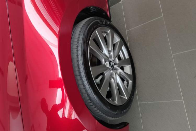 Used Mazda 3 Axela 2020 2.0L Automatic Zhiya Edition Left Front Wheel Hub
