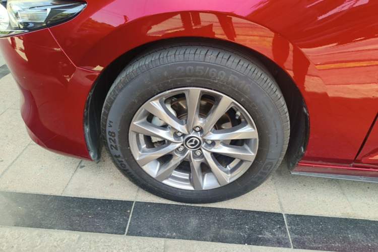 Used Mazda 3 Axela 2020 1.5L Automatic Luxury Version Left Front Wheel Hub