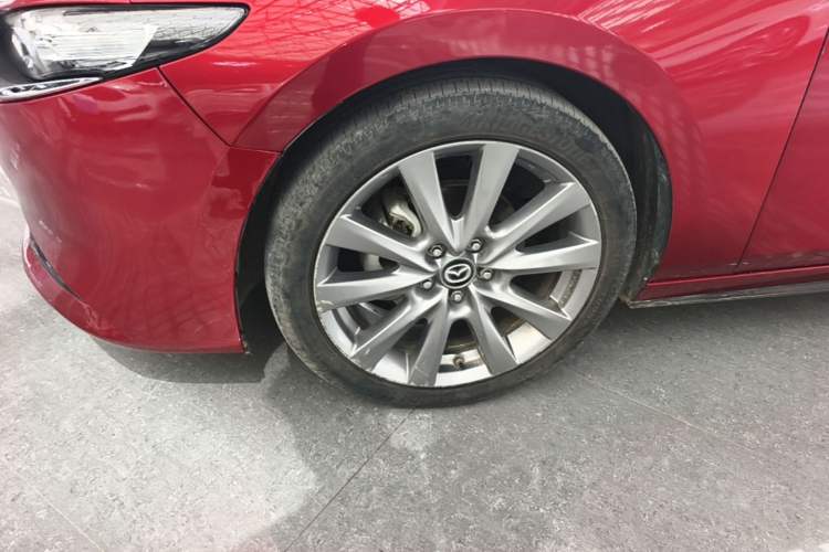 Used Mazda 3 Axela 2020 2.0L Automatic ZhiXuan Edition Left Front Wheel Hub