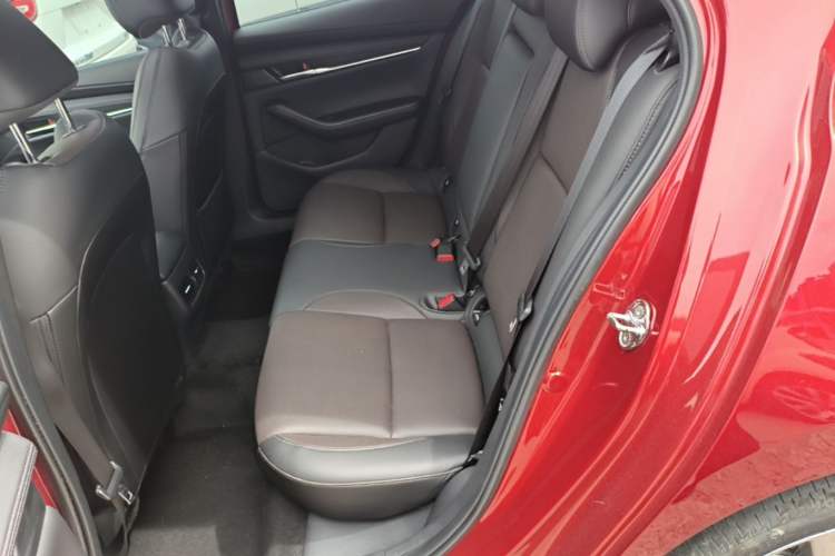Used Mazda 3 Axela 2020 2.0L Automatic Zhiya Edition Left Rear Seat