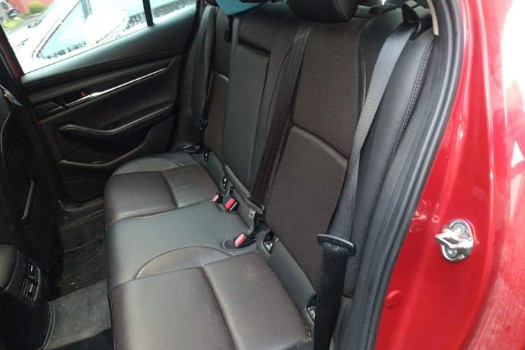Used Mazda 3 Axela 2020 2.0L Automatic Zhiya Edition Left Rear Seat