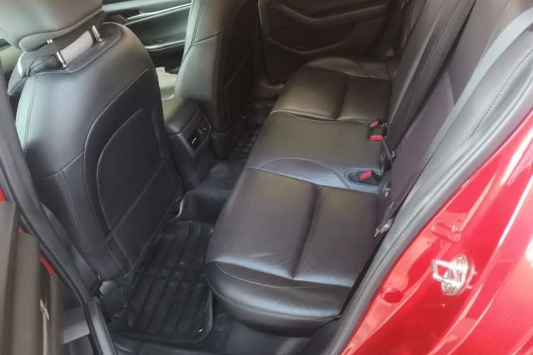Used Mazda 3 Axela 2020 1.5L Automatic Luxury Version Left Rear Seat