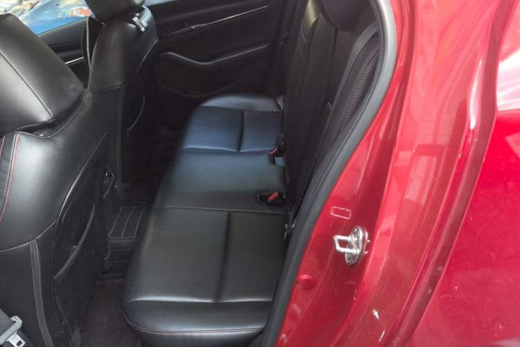 Used Mazda 3 Axela 2020 2.0L Automatic Luxury Version Left Rear Seat