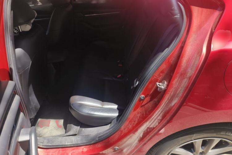 Used Mazda 3 Axela 2020 1.5L Automatic Luxury Version Left Rear Seat