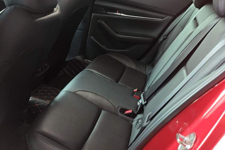 Used Mazda 3 Axela 2020 1.5L Automatic Luxury Version Left Rear Seat