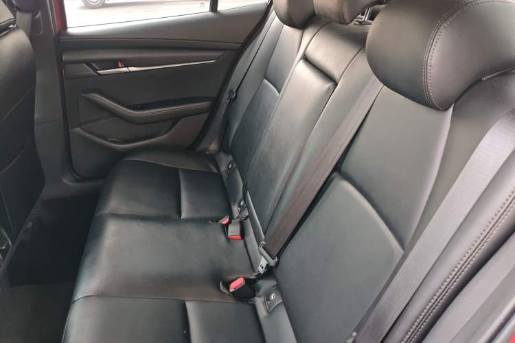 Used Mazda 3 Axela 2020 1.5L Automatic Zhiyue Sunroof Version Left Rear Seat